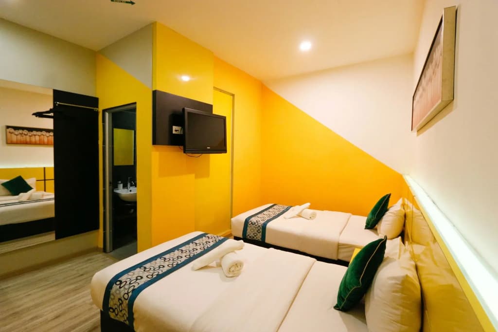 Golden Roof Hotel Sunway Ipoh - photo 15