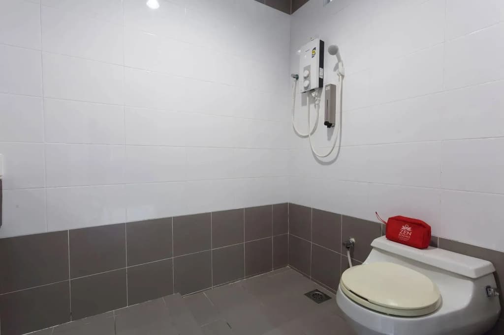 ZEN Rooms Pantai Rhu - photo 8