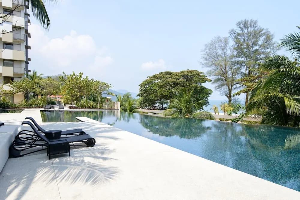 2 Bedrooms Apartment By The Sea - photo 14