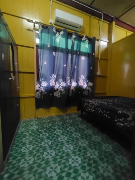 Homestay Selesa KBB 3 Guest House - photo 2