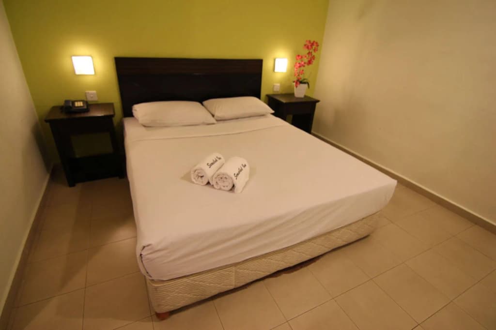 Hotel Zamburger Cheese - photo 5