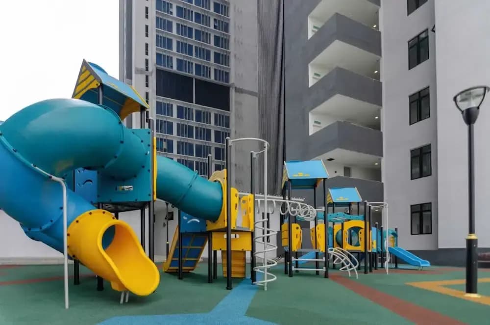 Stylish Dpristine 9 Next to Legoland Free Parking - photo 28