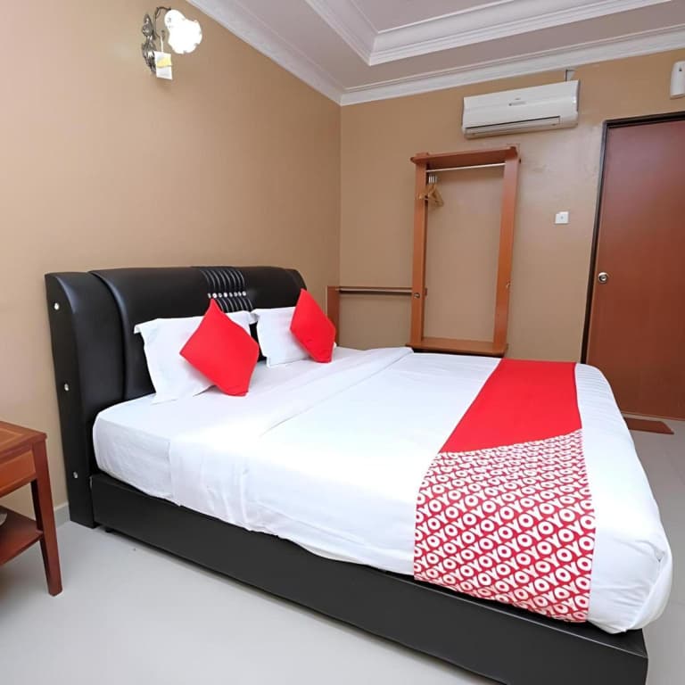 Swing & Pillows @ Ayuni Hotel, Bangi Selangor - photo 30