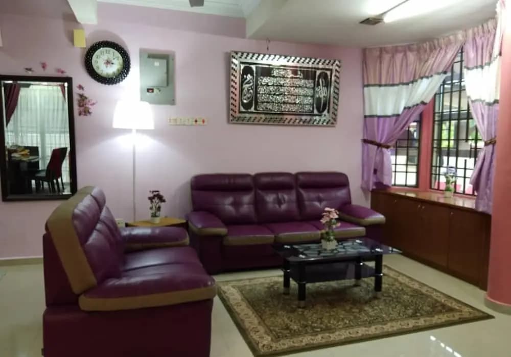 AisyaMyra Homestay - main photo