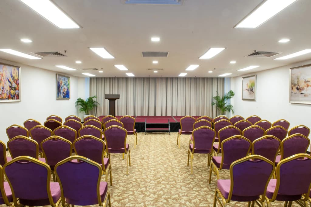 Pan Borneo Hotel Kota Kinabalu - photo 17