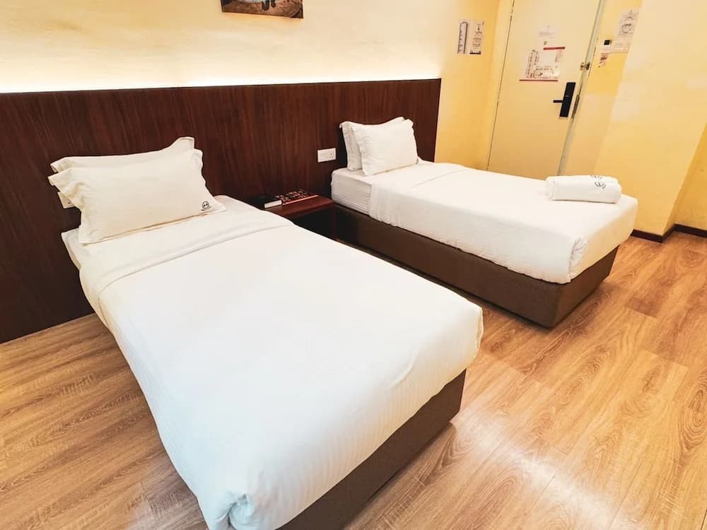 Emart Hotel Riam Sdn Bhd - photo 4