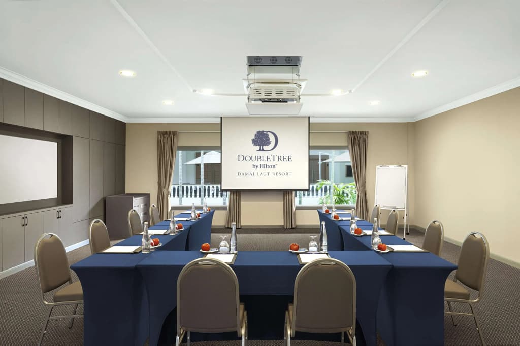 DoubleTree by Hilton Damai Laut Resort - photo 19