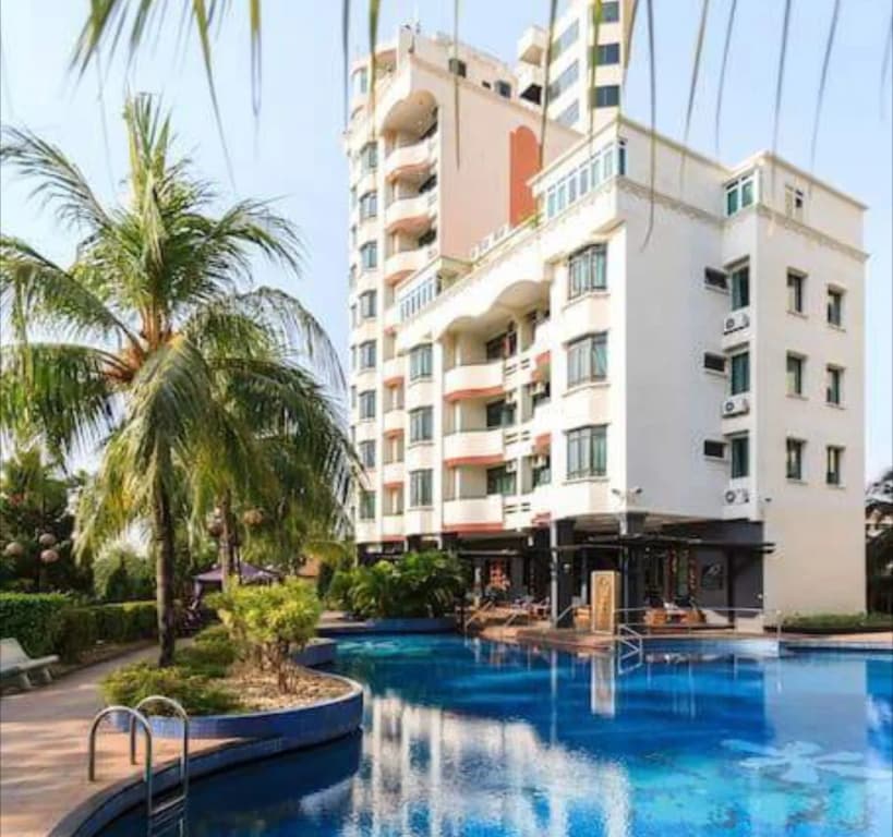 Century Bay Private Residences - photo 14