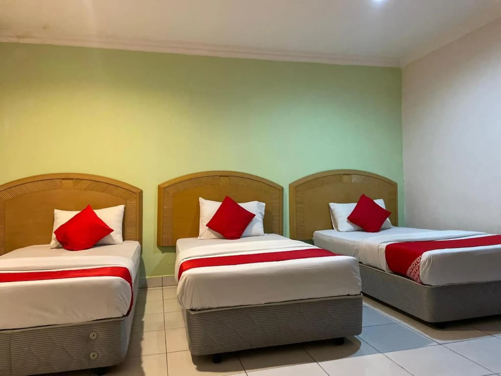 OYO 1002 Hotel Sahara Inn Batu Caves - photo 3