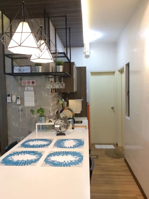 Lawang Suite Apartment With Balcony - photo 17