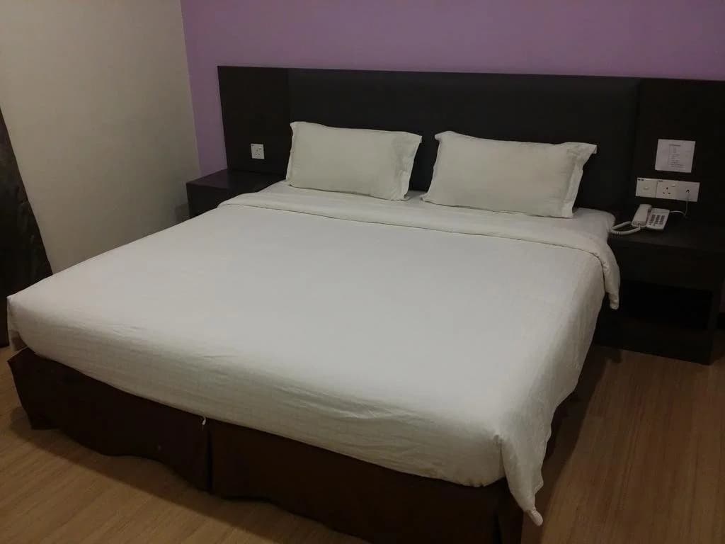 MJ Hotel - photo 4