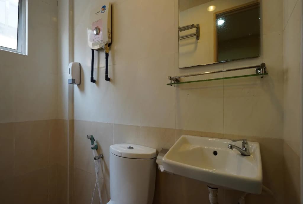 OYO 43955 N9 Business Hotel - photo 9