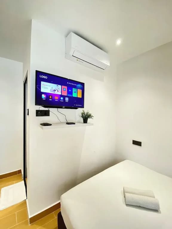 The 6N by Sky Hive - photo 3