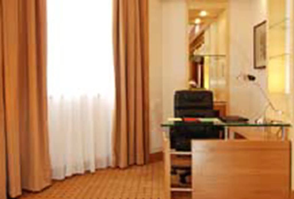 New World Suites - photo 7