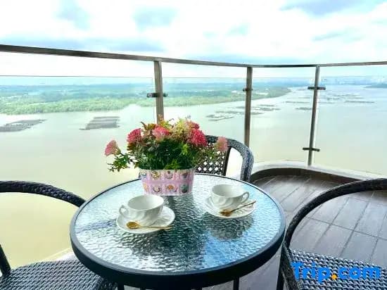 Astonishing Ocean View 4 Bedrooms Huge Balcony 2 Car Park - photo 1