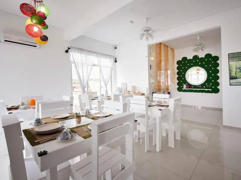 Eco Bed and Breakfast - photo 17