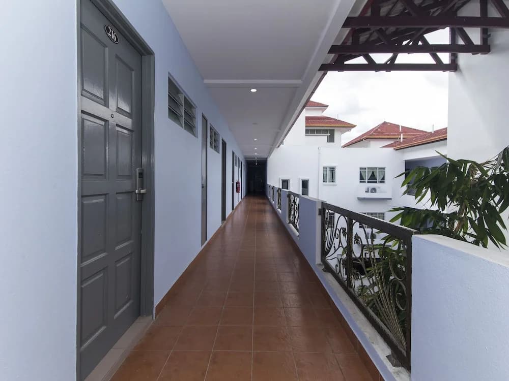 OYO 542 S2 Hotel - photo 11