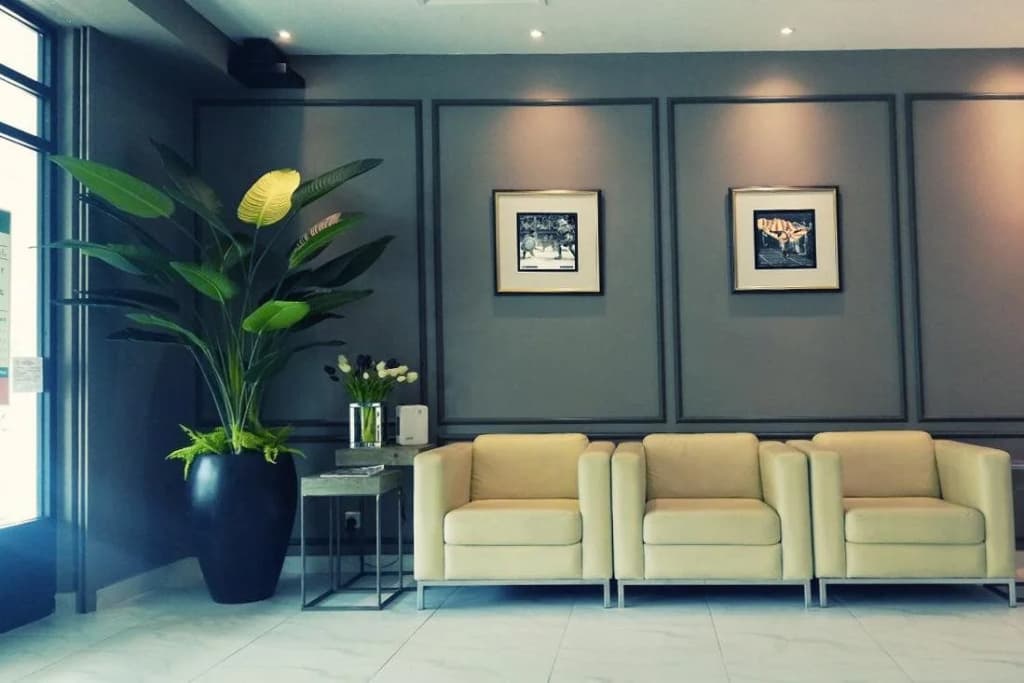 The Loft Plaza Hotel - photo 12
