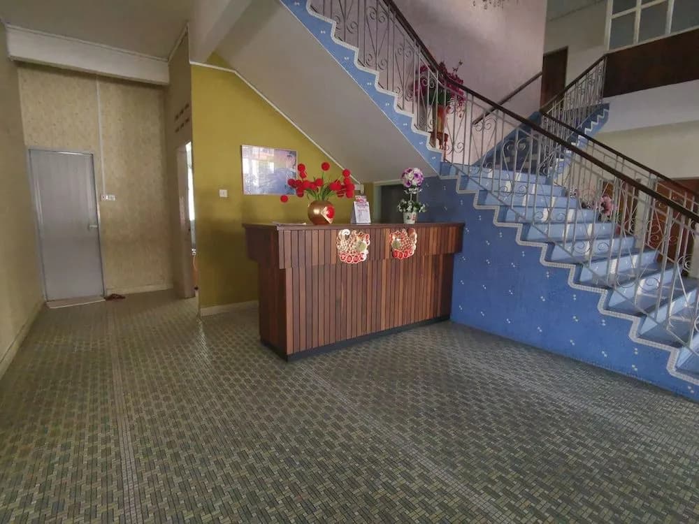 The Big Mansion - photo 14
