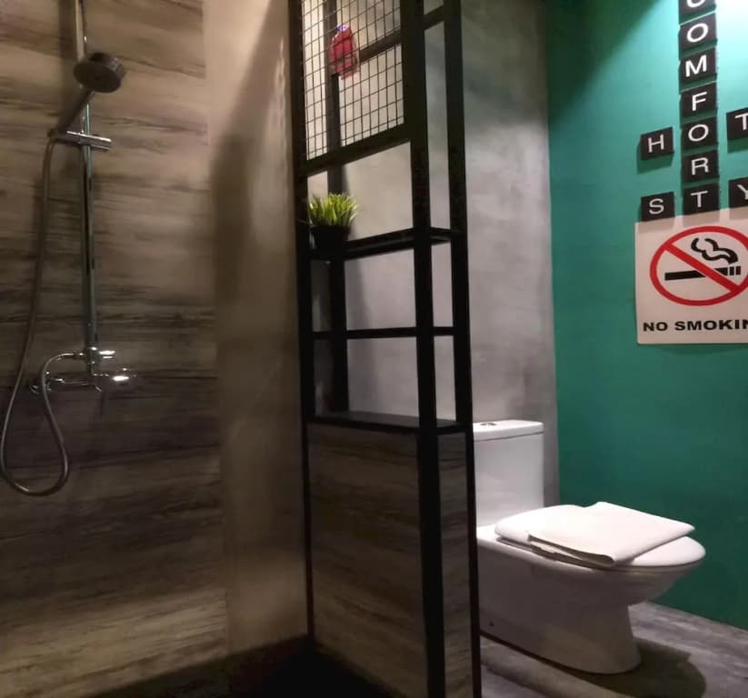 OYO 90899 Tube Hotel Melaka - photo 7