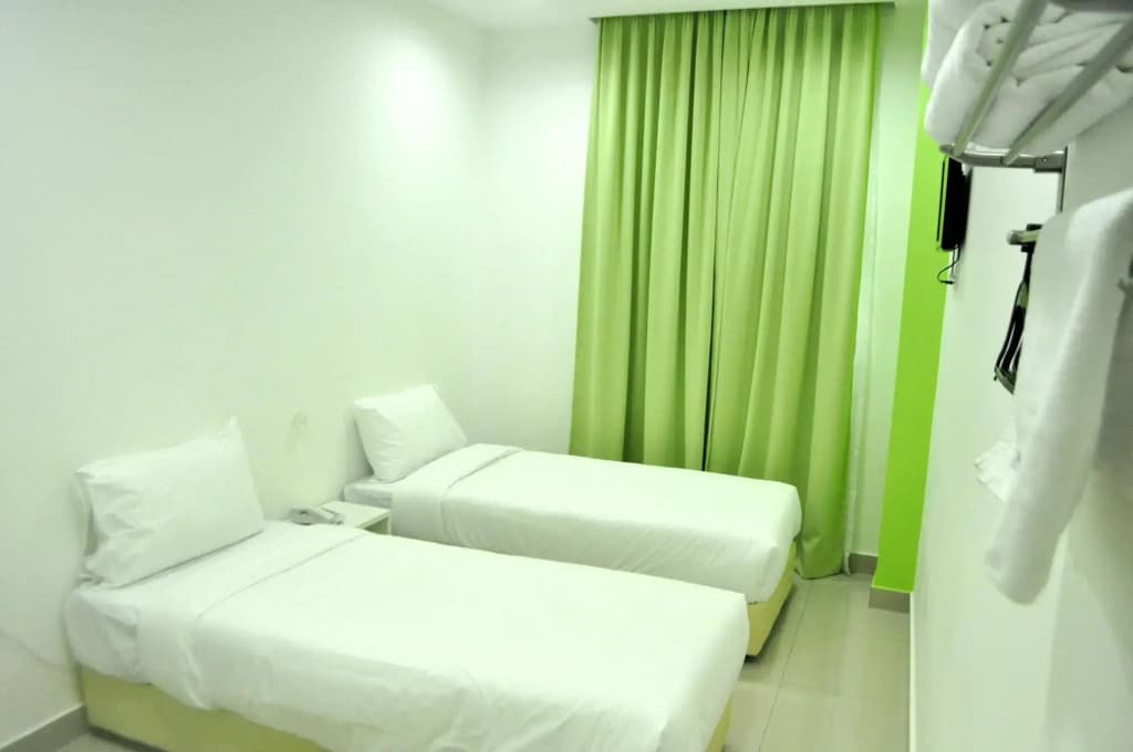 YY48 Hotel - photo 5