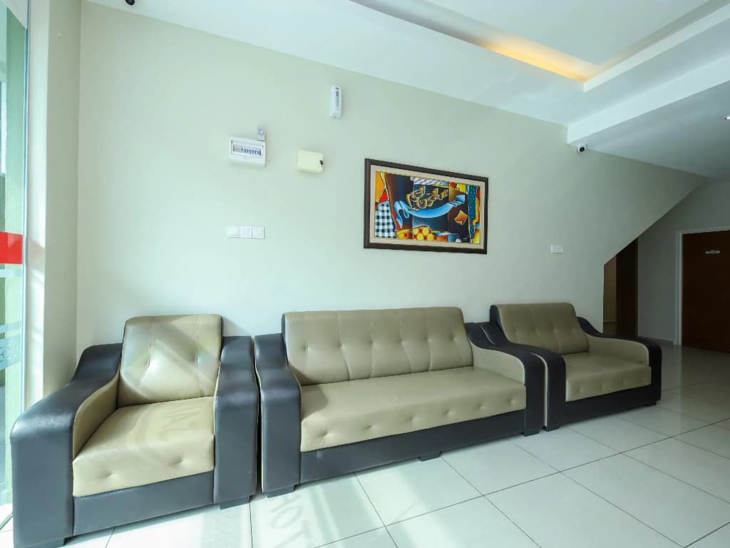OYO 89839 Riaz Hotel - photo 11