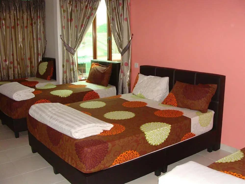 White House Homestay - photo 7