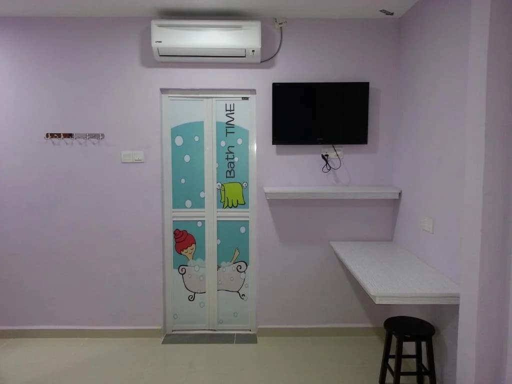 Leaf Guest House - photo 19