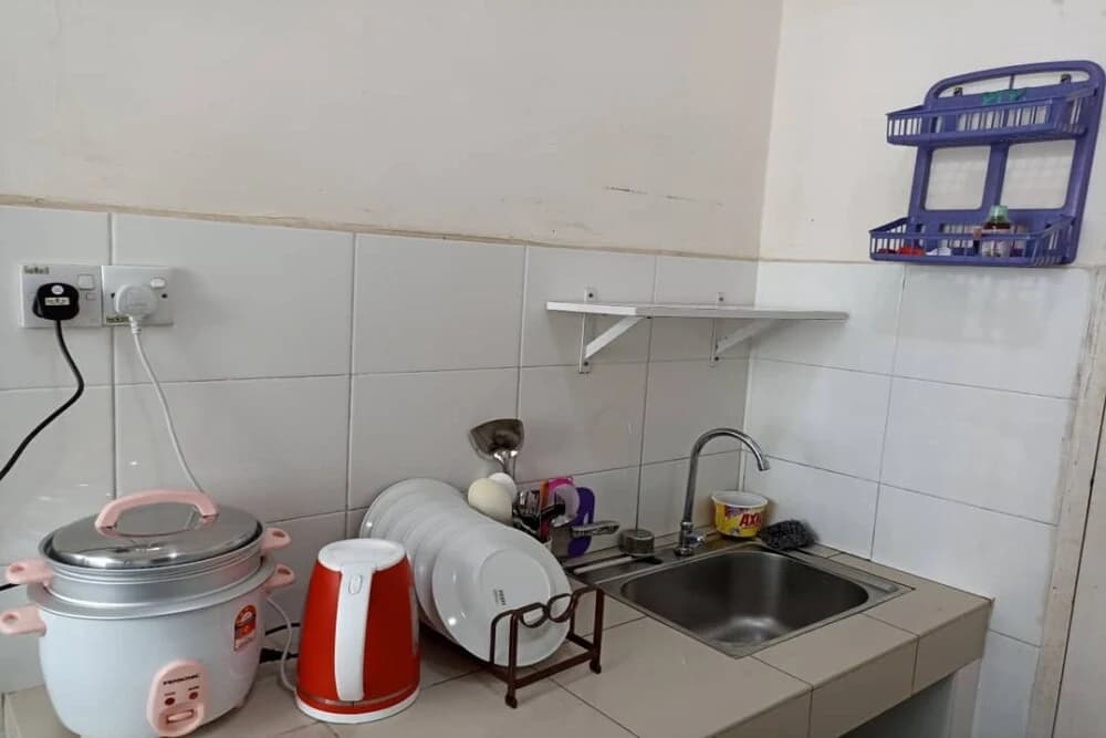OYO 90437 Homestay Uuc - photo 6