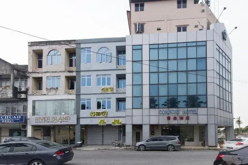 Oyo 447 Comfort Hotel Meru - photo 1