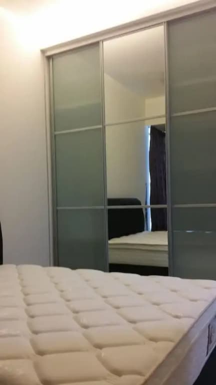 Univ 360 Cozy Apartment with Pool View - photo 5