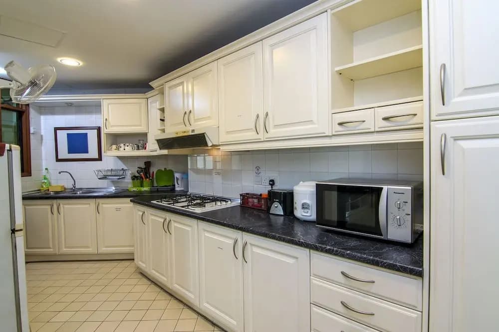 PWTC Bistari Service Apartment - photo 26