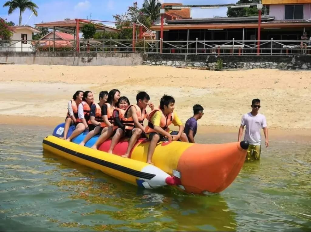 Sitiawan Paradise Modern HOme Team Building 15PAX short stay - photo 1
