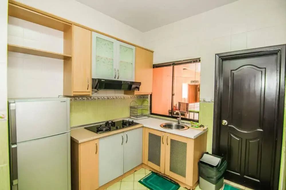 Marina Travellers Suite @ Marina Court Resort Condo - photo 21