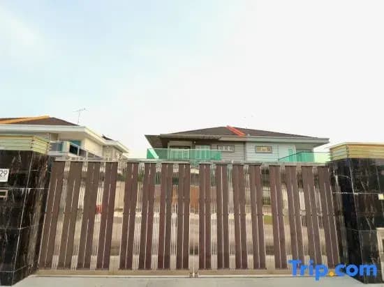 Super luxury two-story semi-detached villa Batu Pahat - photo 1