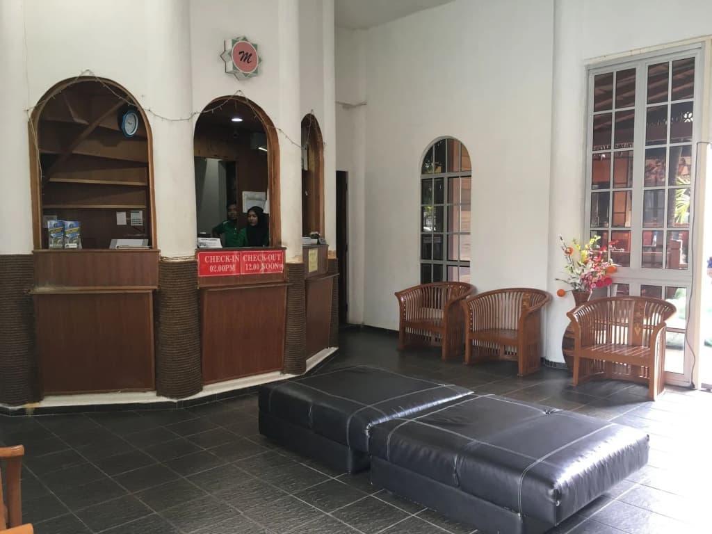 Landcons Hotel - photo 2