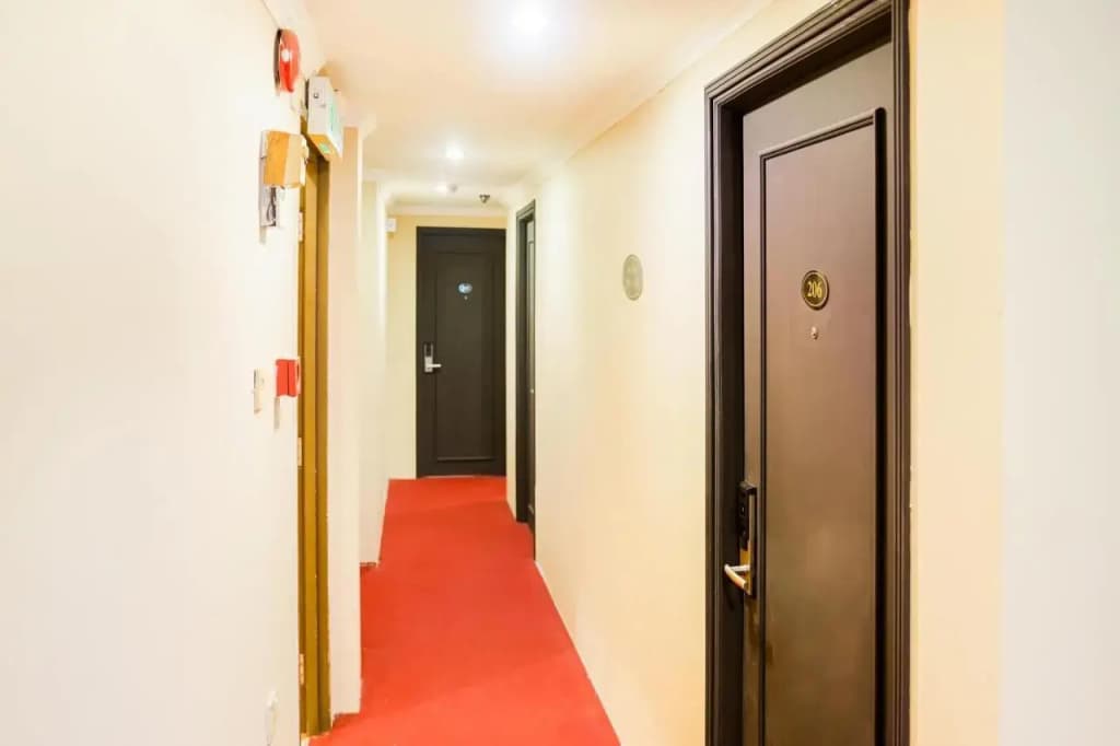 Metro Inn - photo 10