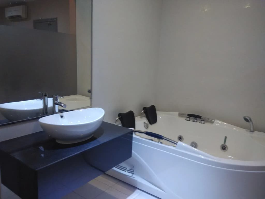 Ampang Inn Hotel - photo 9