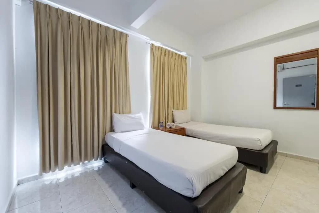 Hollitel Hotel - photo 7