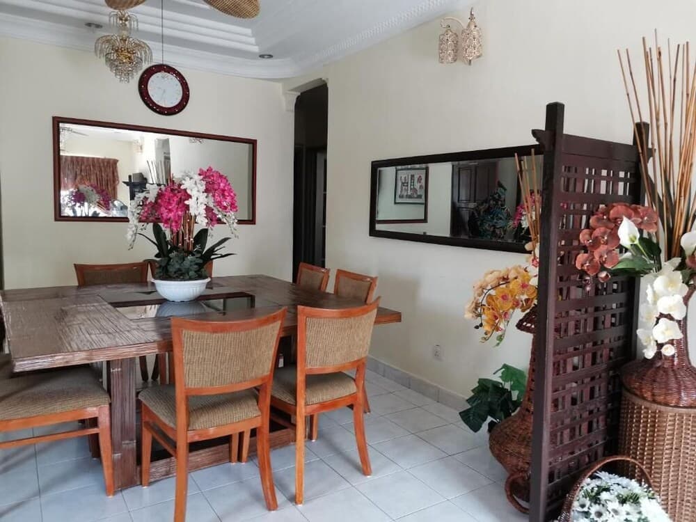 Aini's Guest House In Vista Amani Condo - photo 20