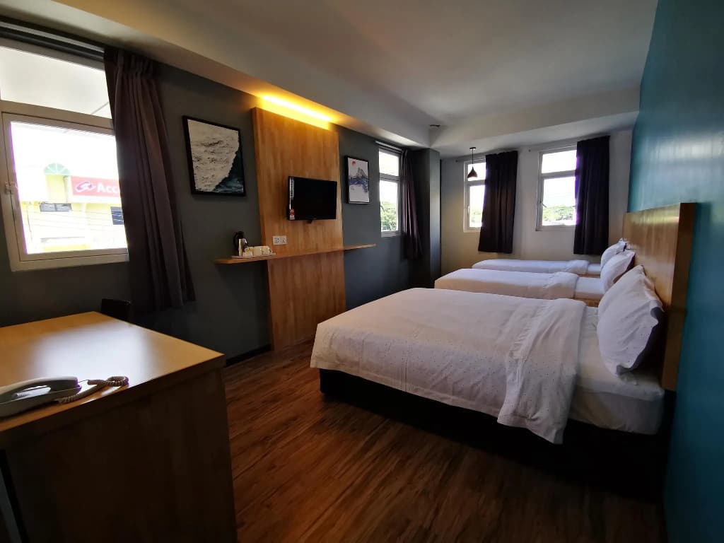 3-Plus Hotel - photo 6