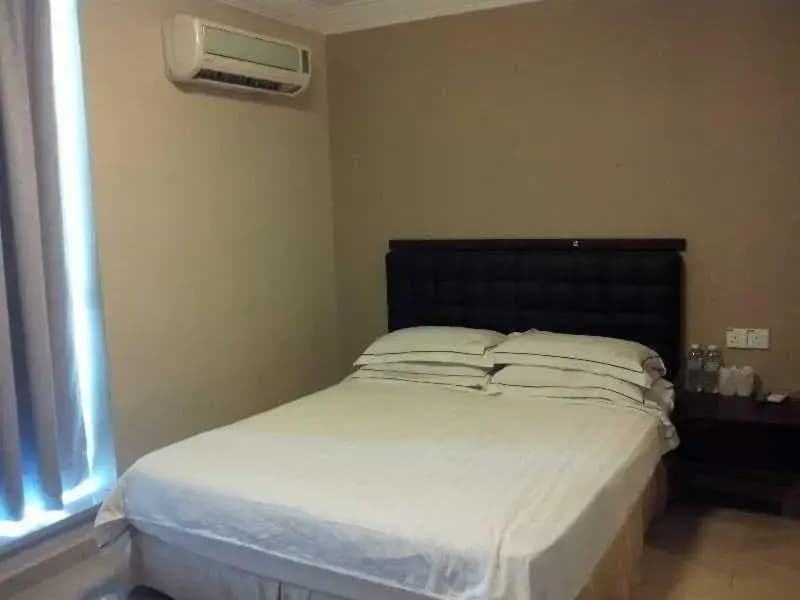 O'wen Hotel Ampang - photo 20