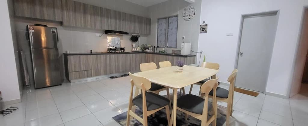 Imanz Homestay 3 Bedroom & 3 Bathroom - photo 6