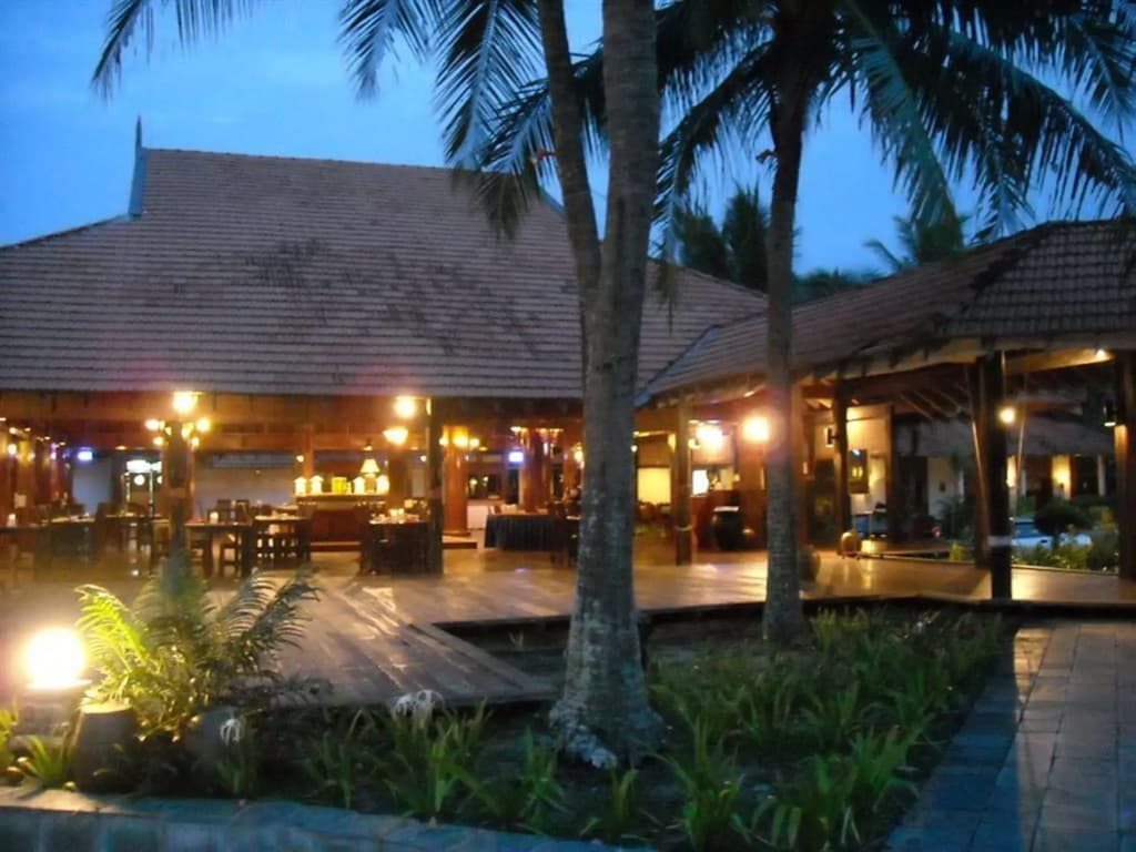 Sutra Beach Resort - photo 15