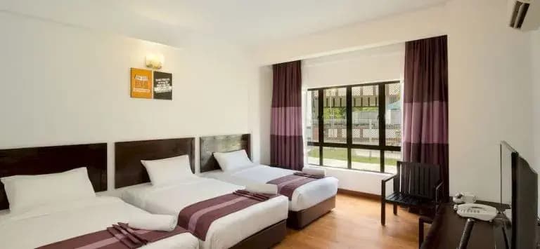 Suria Hot Spring Resort Bentong - photo 4
