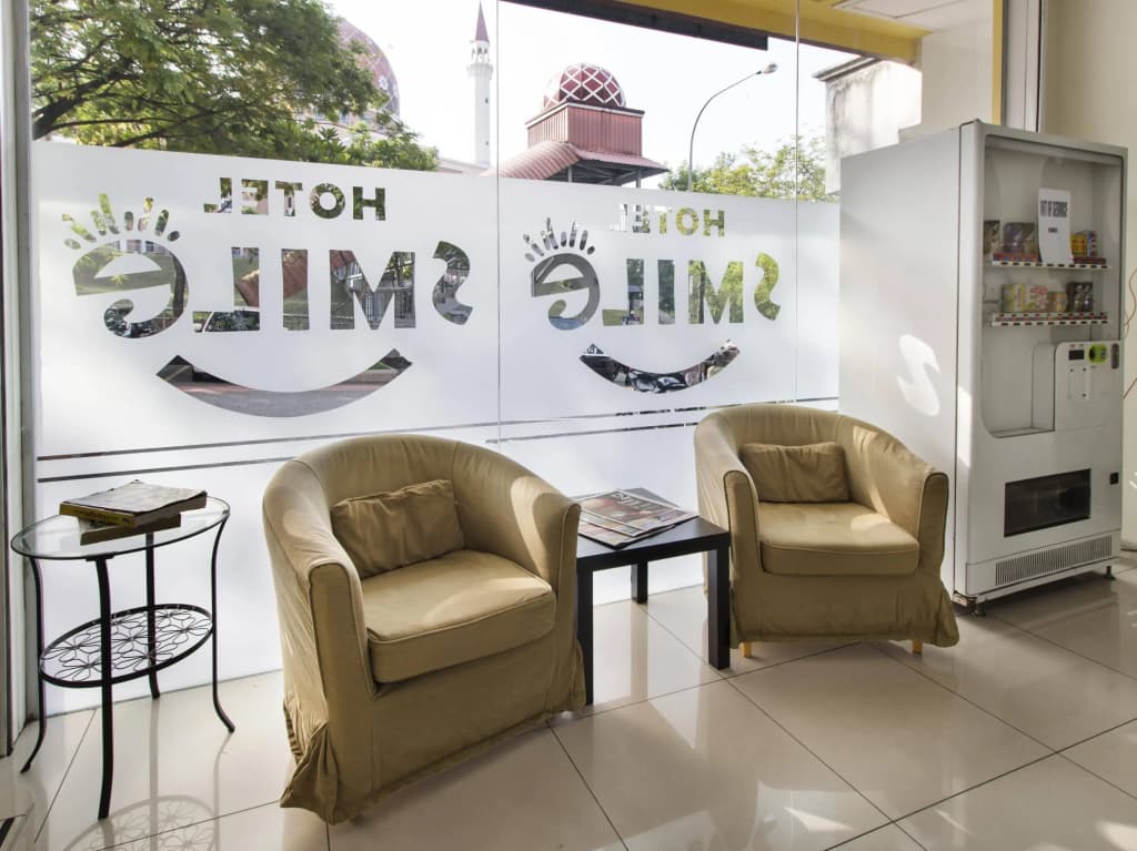 Smile Hotel Wangsa Maju - photo 11