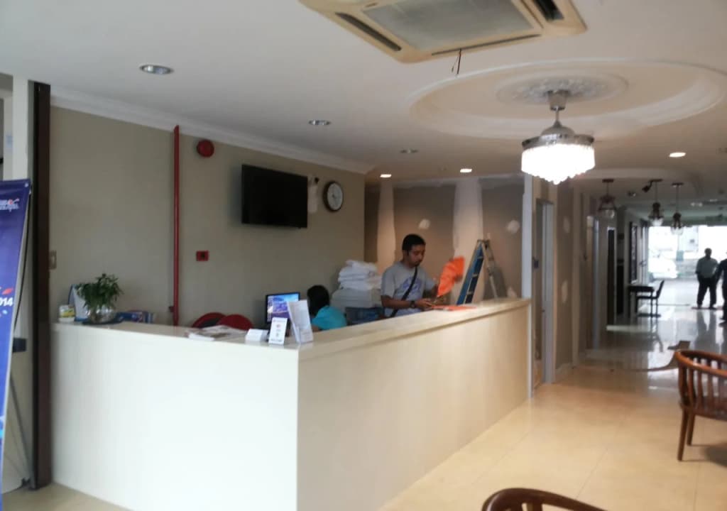 Sunnie Hotel - photo 2