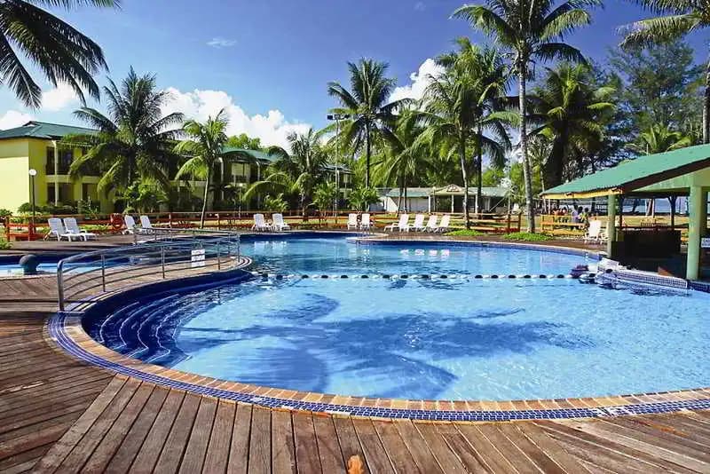 Tuaran Beach Resort - photo 3
