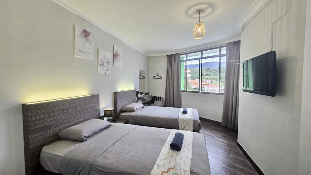 Parkland Hotel - photo 2