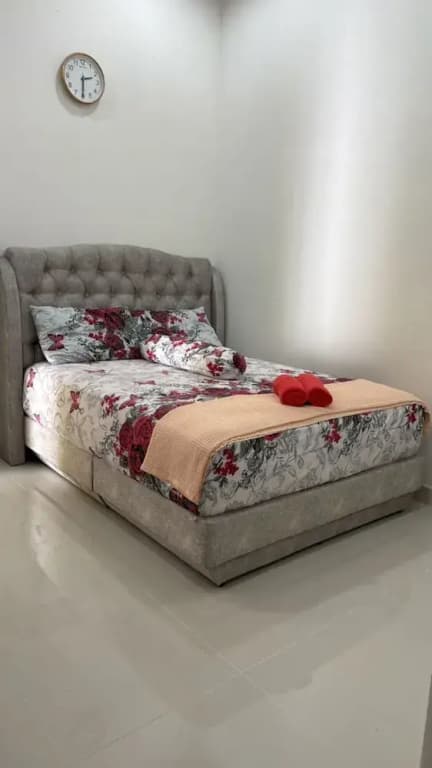 Homestay Selesa KKI Guest House - photo 1